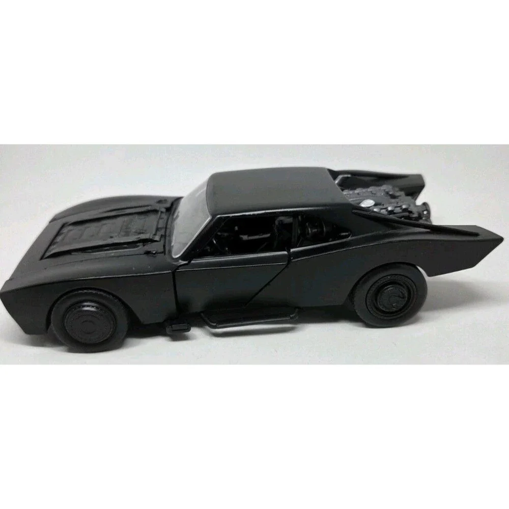 Jada Toys 2022 The Batman Batmobile 1:24 Diecast Model Car Matte Black Loose